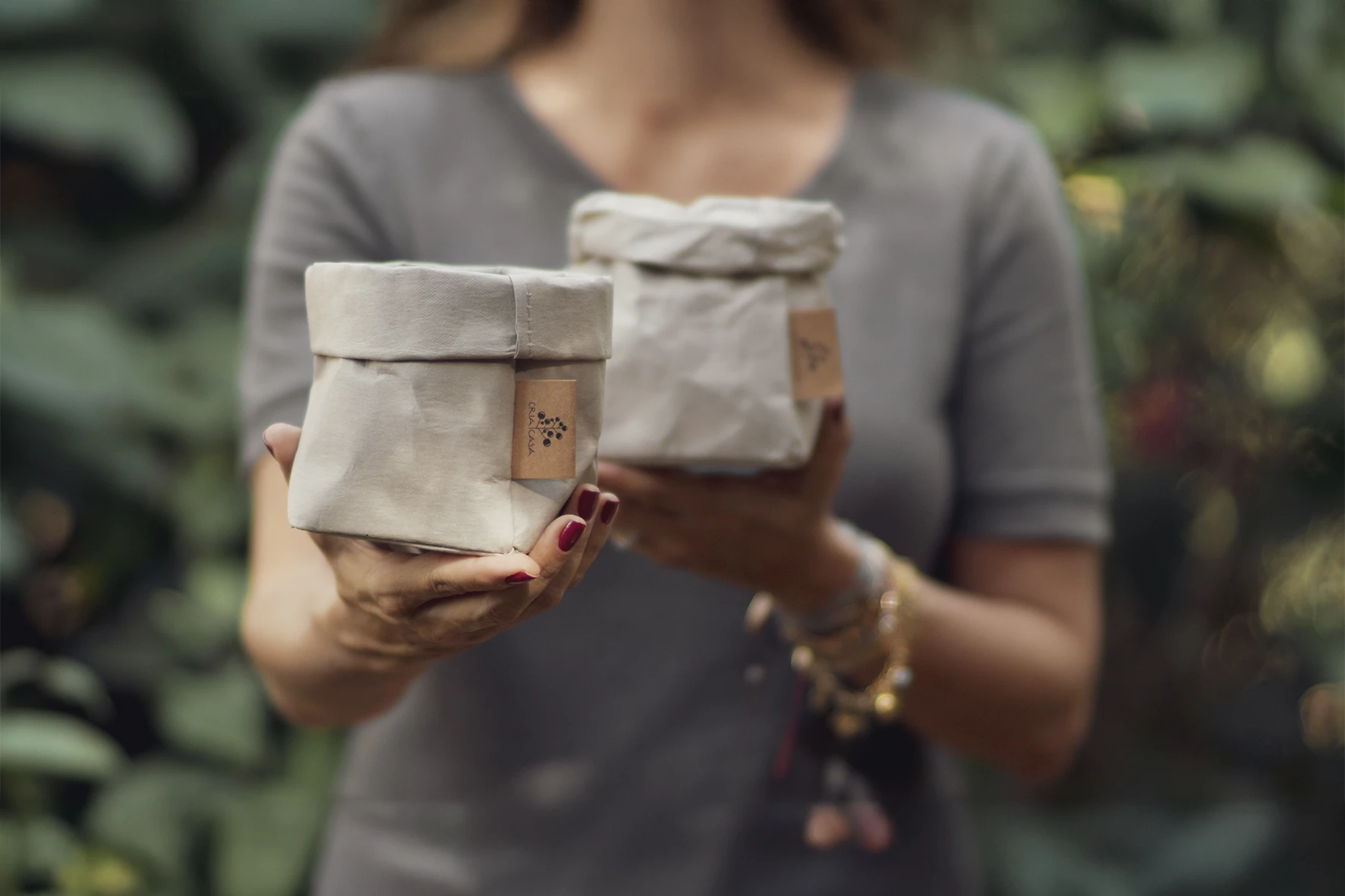 Carteira de papel lavável com logo personalizado